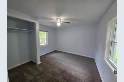 907 Wilson Avenue, Sterling, IL 61081 - Photo 7