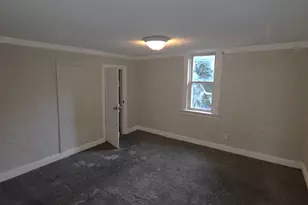 11566 S Lafayette Ave, Chicago, IL 60628 - Photo 9