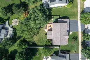 1829 Thornapple Way, Aurora, IL 60504 - Photo 3