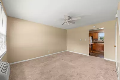 105 Appletree Court, Yorkville, IL 60560 - Photo 5