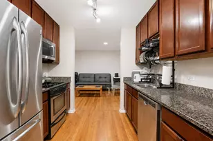 2147 Ridge Ave, Evanston, IL 60201 - Photo 7