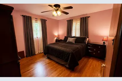 539 E 169th Street, South Holland, IL 60473 - Photo 9