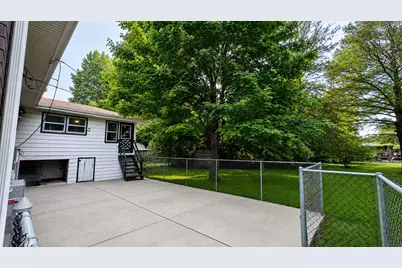 539 E 169th Street, South Holland, IL 60473 - Photo 17