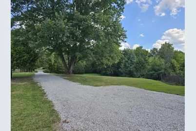 2673 County Farm Road, Salem, IL 62881 - Photo 39
