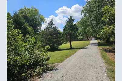 2673 County Farm Road, Salem, IL 62881 - Photo 5