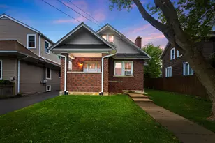 217 Highwood Ave, Highwood, IL 60040 - Photo 1