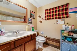225 E 4th St, Byron, IL 61010 - Photo 29