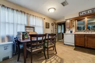 225 E 4th St, Byron, IL 61010 - Photo 25
