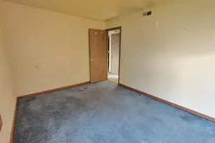 5205 Woodmar Ct, McHenry, IL 60050 - Photo 19