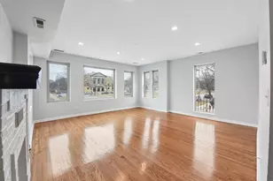 801 S Independence Blvd, Chicago, IL 60624 - Photo 9