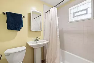 2170 Laura Ln, Des Plaines, IL 60018 - Photo 9