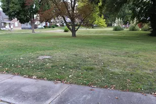 304 S Maple St, Centralia, IL 62801 - Photo 39