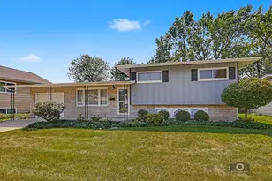 2204 Douglas St, Joliet, IL 60435 - Photo 1
