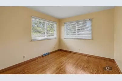 2204 Douglas Street, Joliet, IL 60435 - Photo 15