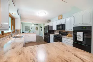 4108 Rigby Rd, Crystal Lake, IL 60012 - Photo 7