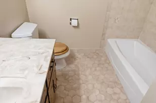 10420 Circle Dr, Oak Lawn, IL 60453 - Photo 23