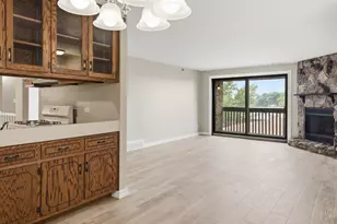 10420 Circle Dr, Oak Lawn, IL 60453 - Photo 7