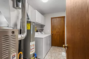 3008 Ladue Dr, Champaign, IL 61822 - Photo 13