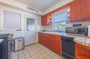 4308 W 59th St, Chicago, IL 60629 - Photo 5