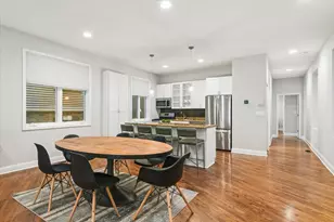 1021 N Winchester Ave, Chicago, IL 60622 - Photo 7