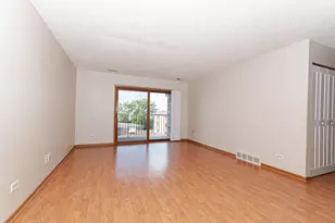 10532 Ridge Cove Dr, Chicago Ridge, IL 60415 - Photo 3