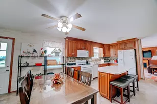 406 E Chestnut St, Hoopeston, IL 60942 - Photo 17