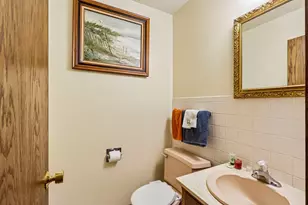 328 Eastern Ave, Barrington, IL 60010 - Photo 9