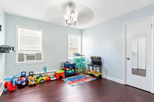 5342 N California Ave, Chicago, IL 60625 - Photo 11
