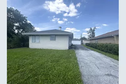 27 W 141st Street, Dixmoor, IL 60426 - Photo 1