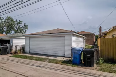 10226 S Torrence Avenue, Chicago, IL 60617 - Photo 9