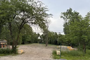 3949 Flossmoor Rd, Flossmoor, IL 60422 - Photo 1