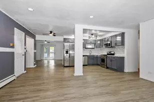 21801 Central Park Ave, Park Forest, IL 60466 - Photo 11