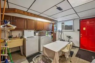 17808 S Hickory St, Lansing, IL 60438 - Photo 19