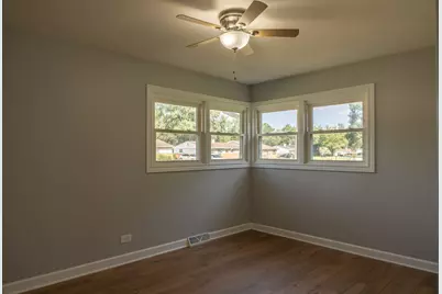 16419 Oxford Drive, Markham, IL 60428 - Photo 9