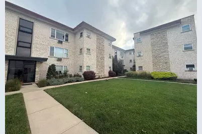 5779 N Northwest Highway #103, Chicago, IL 60631 - Photo 1