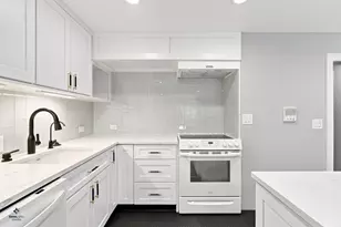 753 S Dwyer Ave, Arlington Heights, IL 60005 - Photo 9