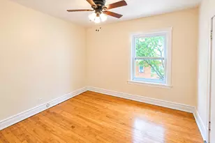 4646 W Addison St, Chicago, IL 60641 - Photo 3