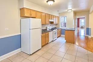 4646 W Addison St, Chicago, IL 60641 - Photo 7