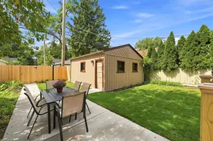 2638 N Central Park Ave, Evanston, IL 60201 - Photo 33