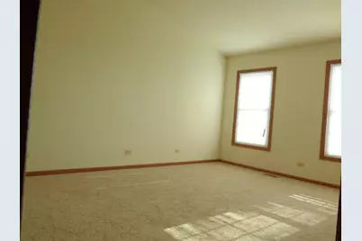 214 Magnolia Drive, North Aurora, IL 60542 - Photo 9