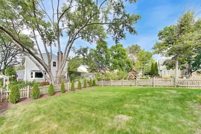 925 Hidden Lake Road, Naperville, IL 60565 - Photo 31