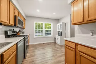 1342 Arlington Ct, Geneva, IL 60134 - Photo 7