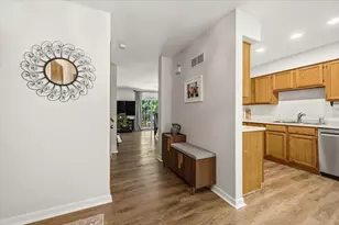 1342 Arlington Ct, Geneva, IL 60134 - Photo 3