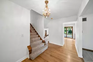 1441 E Hull Dr, Wheaton, IL 60189 - Photo 3