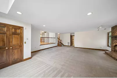 1441 E Hull Drive, Wheaton, IL 60189 - Photo 11