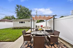 12908 S Parnell Ave, Chicago, IL 60628 - Photo 19