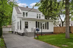 1950 Monroe Ave, Glenview, IL 60025 - Photo 1