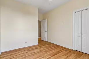 2049 W Morse Ave, Chicago, IL 60645 - Photo 21