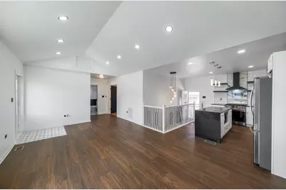 1300 Washington Street, Chicago Heights, IL 60411 - Photo 3