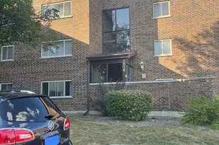 650 Perrie Dr, Elk Grove Village, IL 60007 - Photo 1